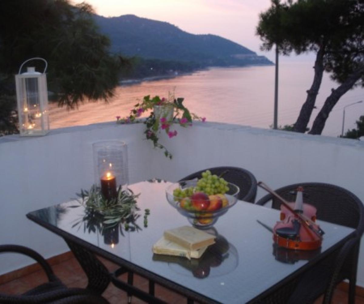 Villa Victoria - Thasos - Visit North Greece